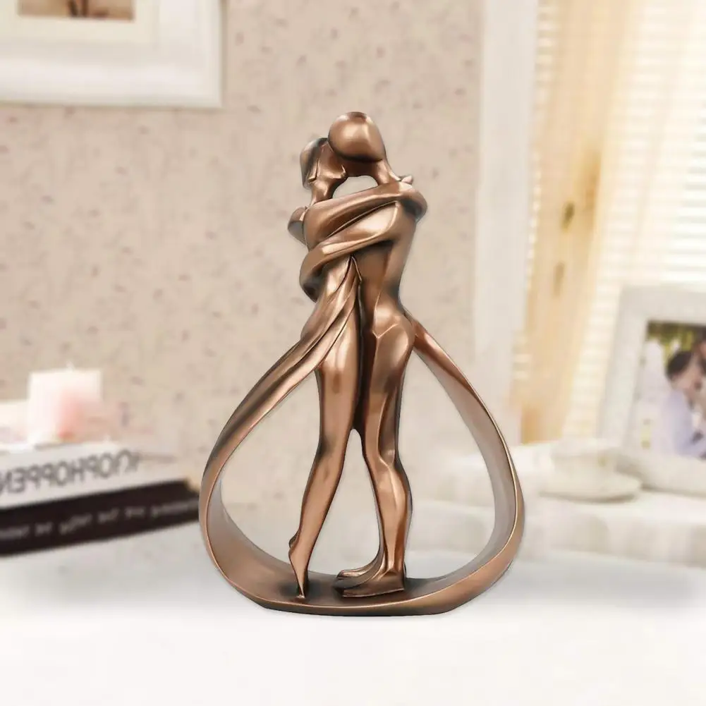 

Couples Ornament Fine Workmanship Creative Romantic Couple Hug And Kiss Sculpture Ornament Couple Statues Ornamental