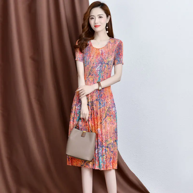 

Цветное модное Плиссированное Платье с принтом, лето 2022, в западном стиле, для женщин среднего возраста, с круглым вырезом, коротким рукавом,...