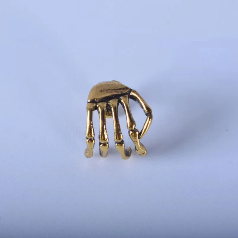 Рисунок 2 - Серьги-гвоздики в ретро-стиле