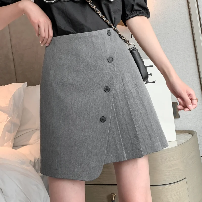 

Юбка-мини плиссированная ассиметричная на пуговицах спереди, с завышенной талией