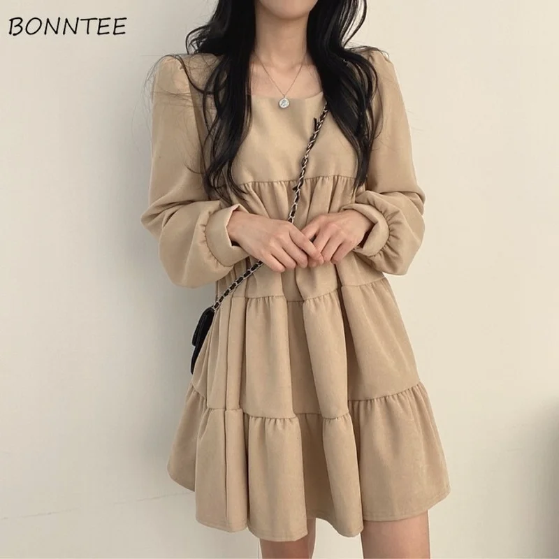 Женские платья с длинным рукавом однотонные нежные стильные платья-трапеции в