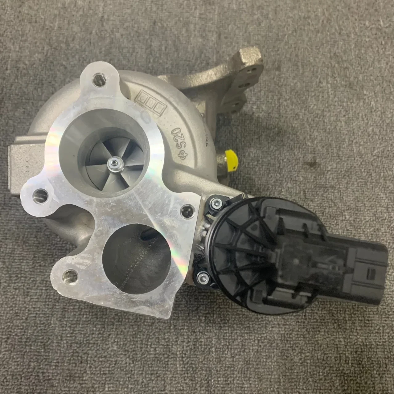 Турбокомпрессор 5af-lp-td024-t/C для 1 5 49373-07012