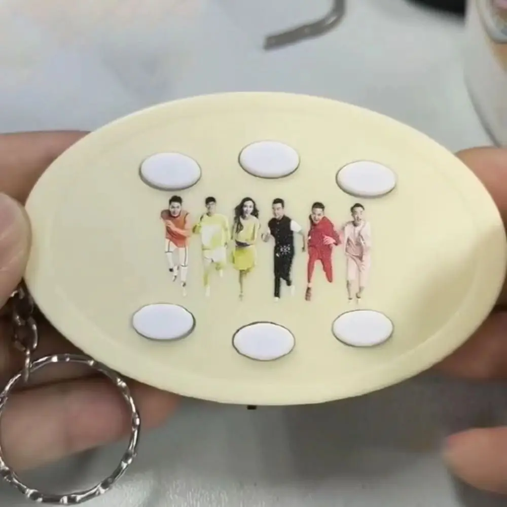 Интересный бег человек голос брелок репутация забавные трюки интернет-брелок