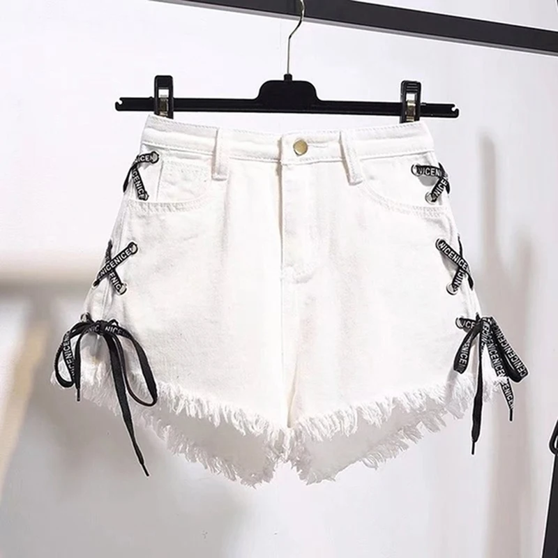 

Vintage Aesthetic Women High Waist Tassel Denim Shorts 2021 Summer Hot Short Jeans with Buttons Female Bandage Pockets Bottoms