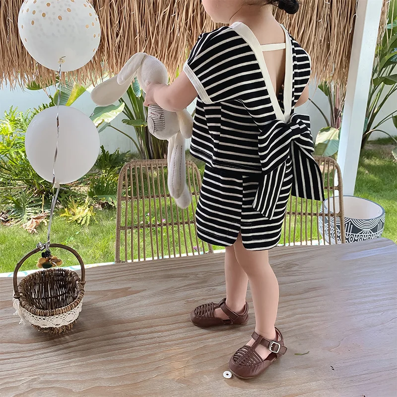 

MILANCEL 2022 New Summer Girls Set Cotton Striped V-Neck Sleeveless Tank Shorts Suit Bow Tie Children Clothes
