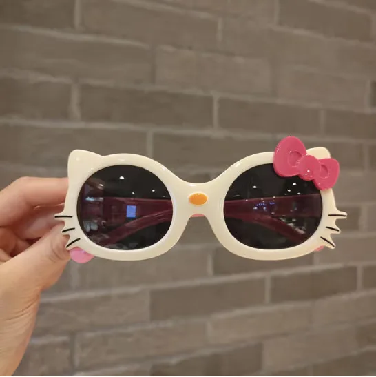 

2022 Kawaii Hello Kitty Fashion Photo Glasses Props Sunglasses Student Girls Cute Cartoon Sunglasses Sunshade Mirror Ins Style