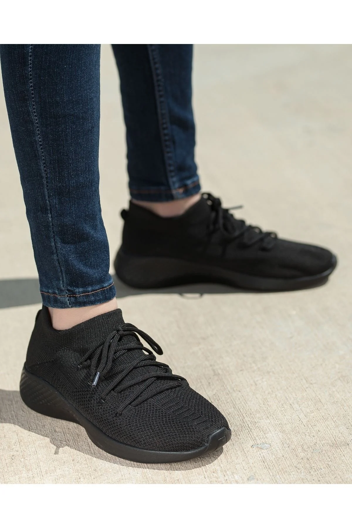 

Aleyna Black Knitwear Female Sports Shoes