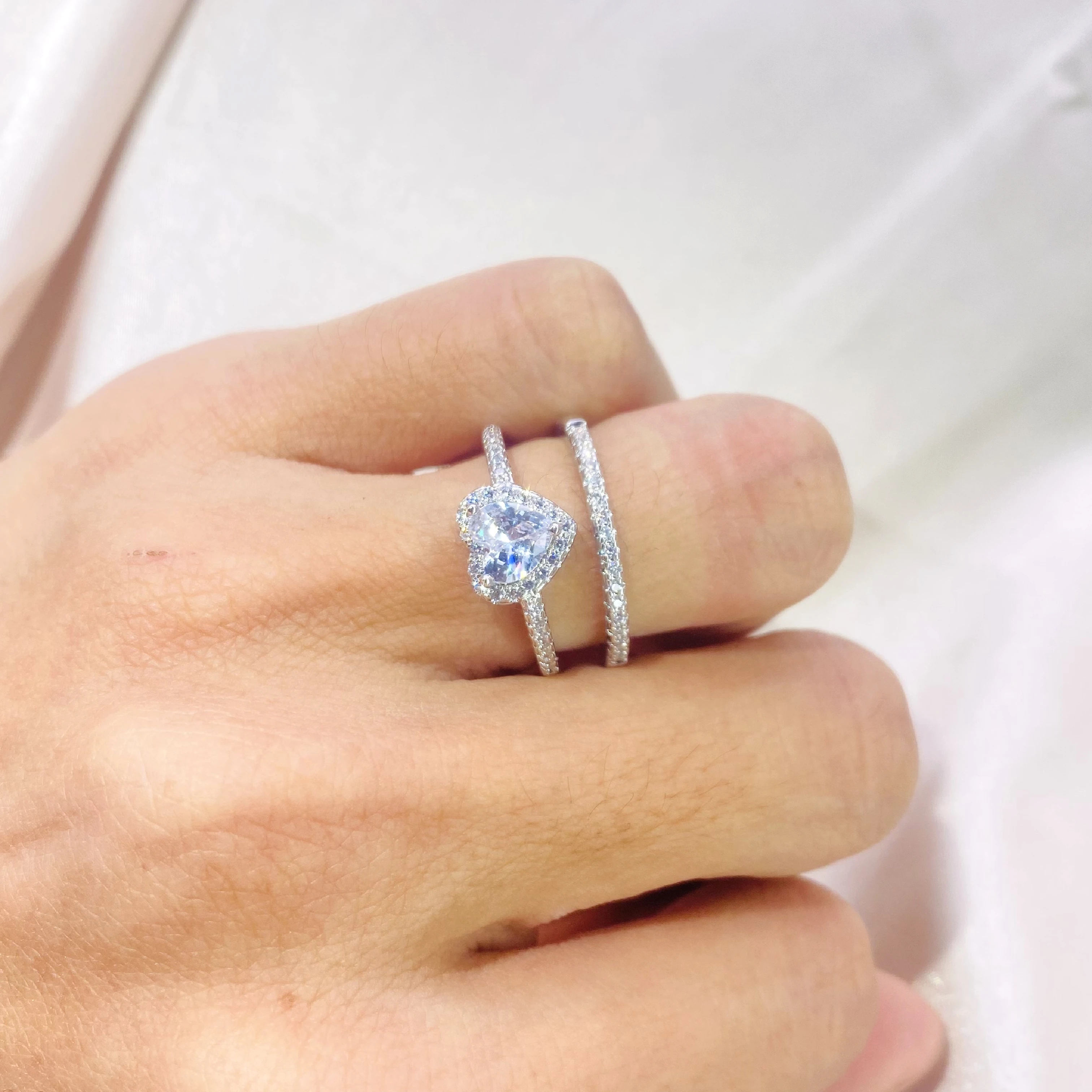 

Wedding Rings For Women Exquisite Korean Love Heart Zircon Rose Gold Silvery Temperament 2 PCS Ring Set Bride Luxury Jewelry