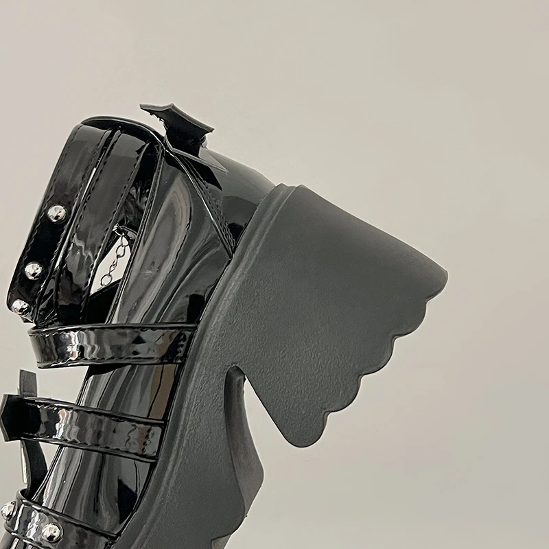 Женские черные повседневные туфли из искусственной кожи на высоком каблуке