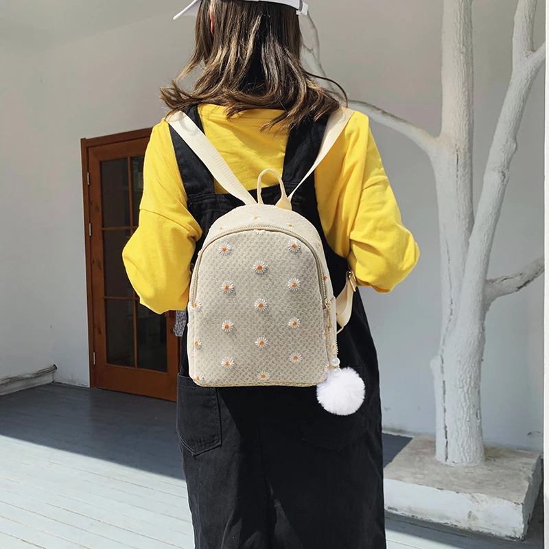 Daisy Backpacks For Women 2022 Mini Straw Bagpack Fashion Female School Bags Multifunctional Travel Shoulders Bag Girl Rucksacks