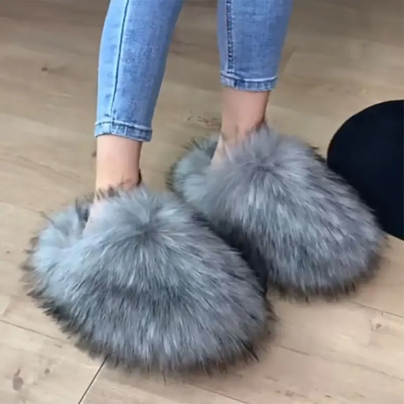 

New Style Luxury Winter Women'S Fur Slippers Imitation Raccoon Fox Fur Slider Fake Fur Warmth Fluffy Plush Home Slippers
