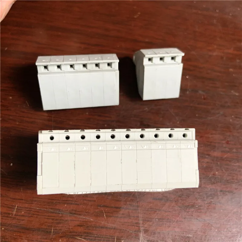 Разобранный инверторный блок управления Danfoss пластиковая Клеммная колодка