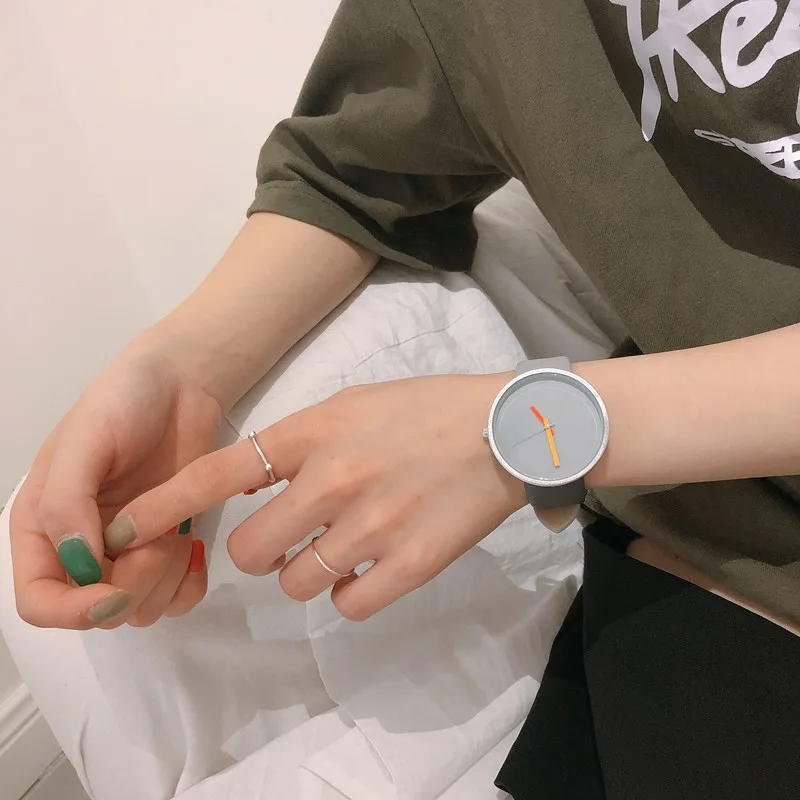 

2021 мужские и женские модные часы