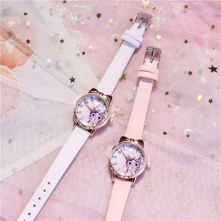 Часы наручные женские кварцевые с мультяшным котом и цифрами