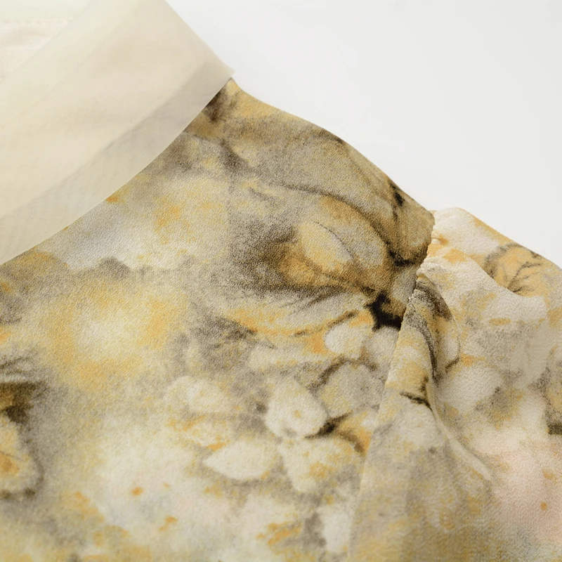 Женский шифоновый пуловер с коротким рукавом и принтом