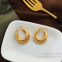 fashion jewelry double distorted metal earrings popular design hot selling golden plating drop earrings for women accessories