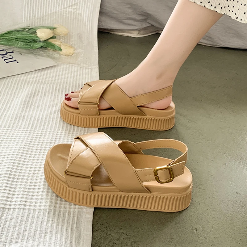 

Cross Female Sandal Muffins shoe Flat Summer Shoes Woman Med Clogs With Heel All-Match Girls Platform Without Medium Outside Thi