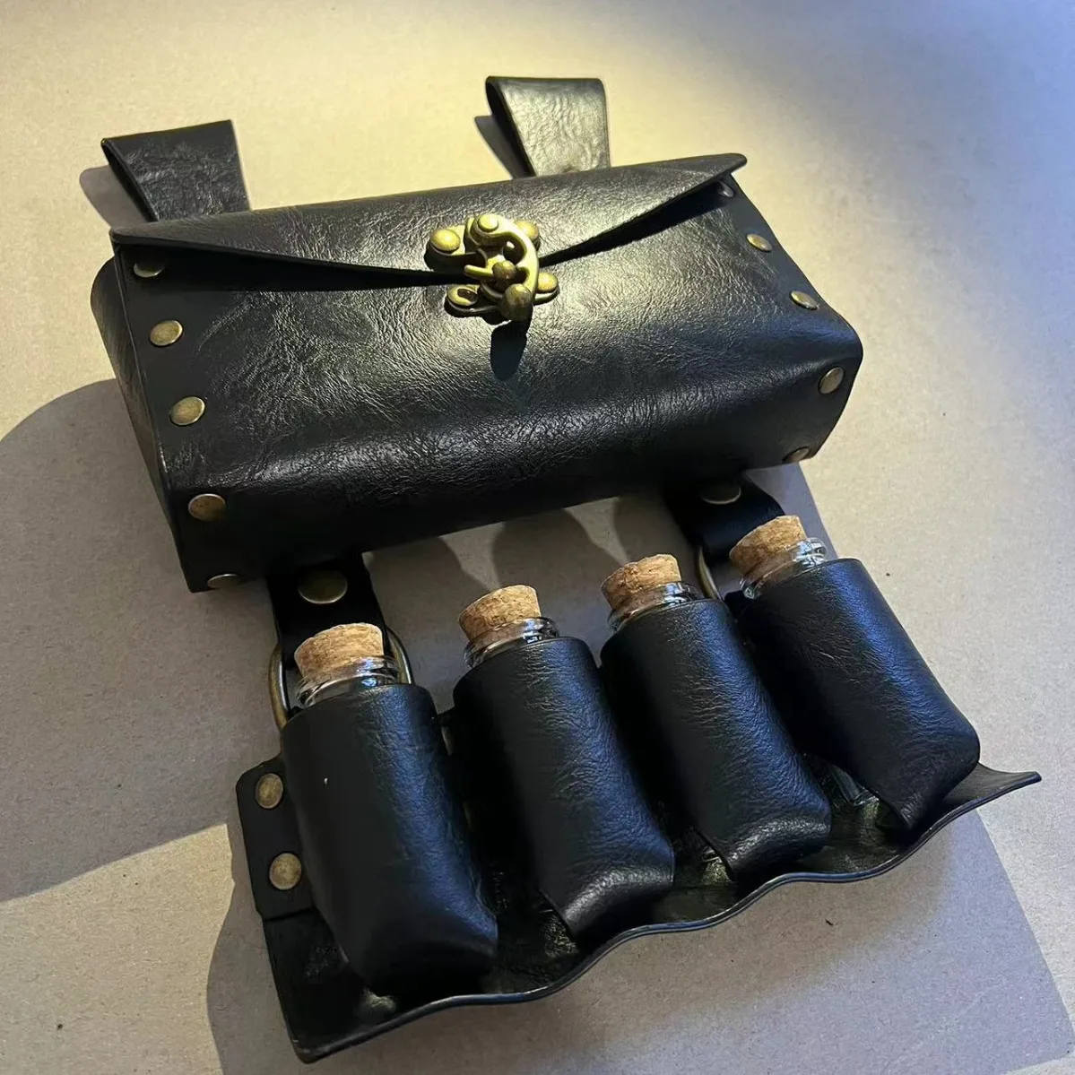 Средневековый рыцарь полиуретановая сумка на пояс со стеклянной магической