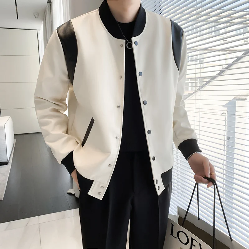 

Мотоциклетный Бомбер, блестящая куртка, Мужская повседневная кожаная бежевая Корейская мужская куртка, Модные приталенные куртки, черная у...