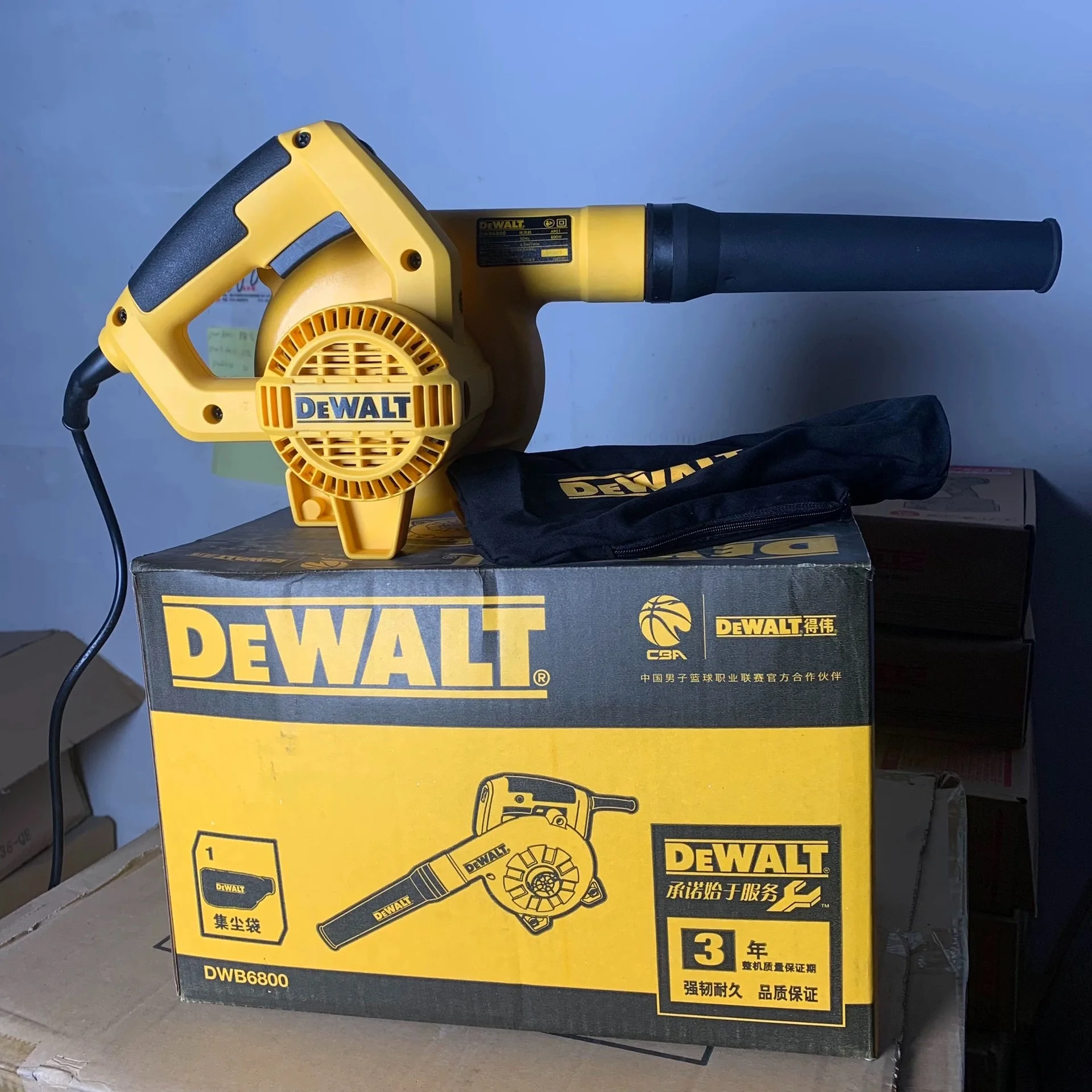 DEWALT DWB6800-B1 Blower 800 Вт