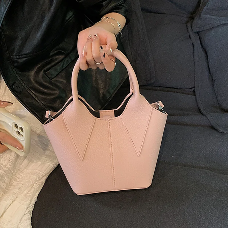 

Fashion Women Pink Small Totes 2023 Luxury Trend Handbags Big Bucket Bags Casual Lady Soft Leather Shoulder Bags Evening Clutch