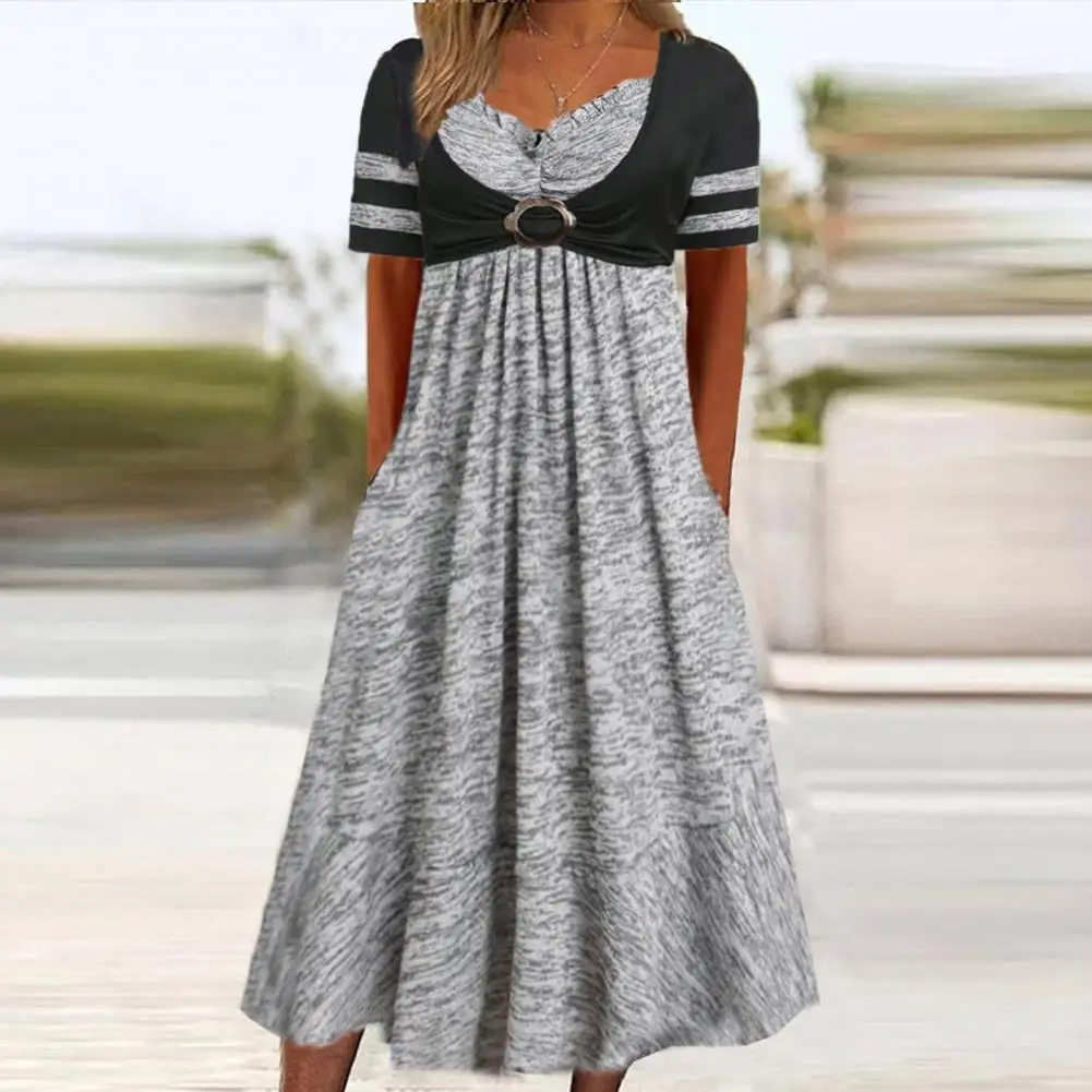 

Scoop Neck Short Sleeve Waist Tight Heart Decor Elegant Women Dress Summer Plaid Patchwork Color A-Line Midi Dress Streetwear