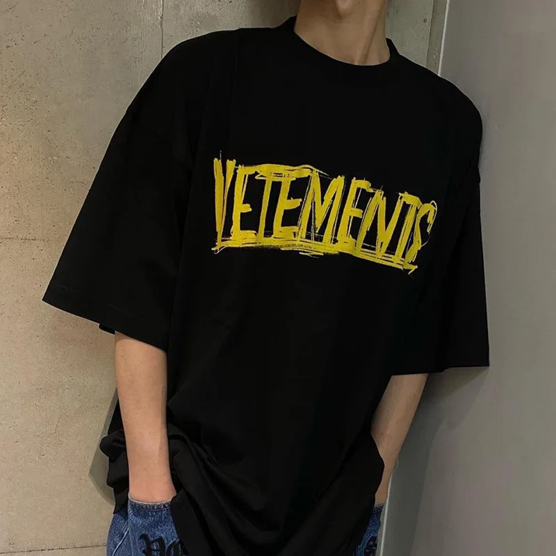

High Street VTM T-shirt Graffiti Print Letters Loose Casual Short-sleeved y2K Tops Oversize Streetwear Men And Women's Clothes