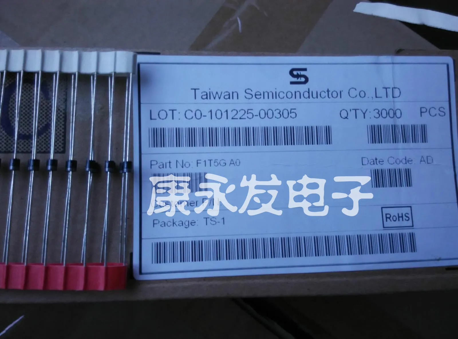 что такое ф1 в семенах. F1165 трусы. огурец корнишонный уральский дачник. Yummy куб auto balls. буквы на пакетиках с семенами.