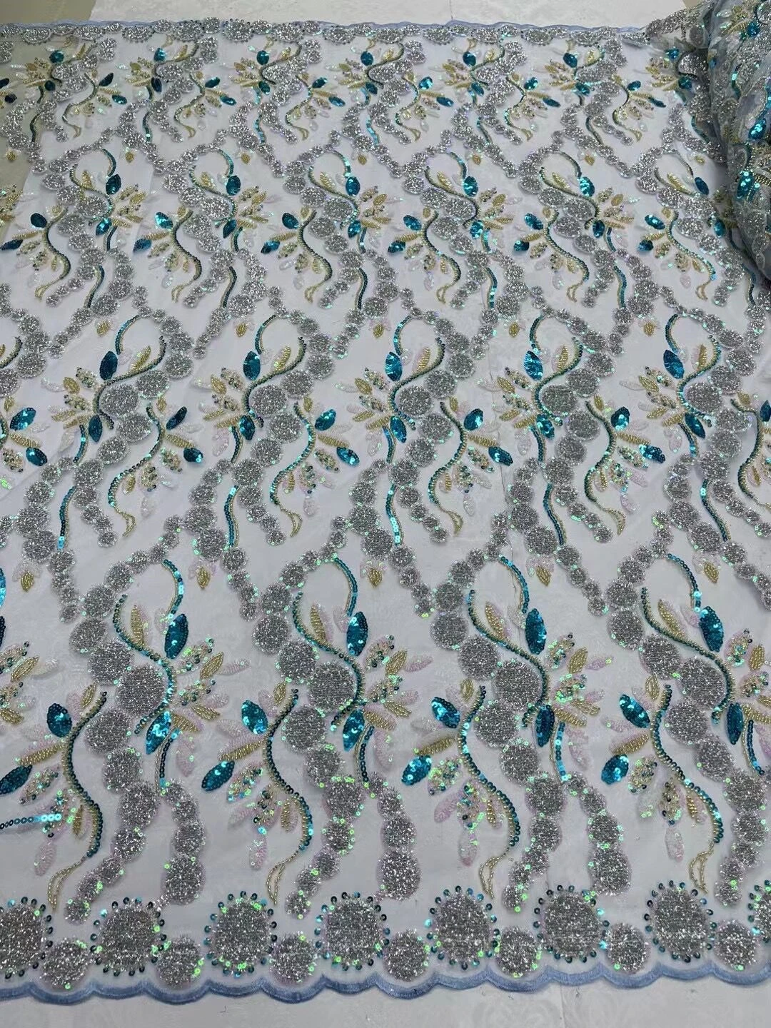 

LJ 2023 Nice Sequins Design Embroidered Gauze Fabrics For Women African Evening Dresses Sewing 5 Yards Net Tulle Textile Laces