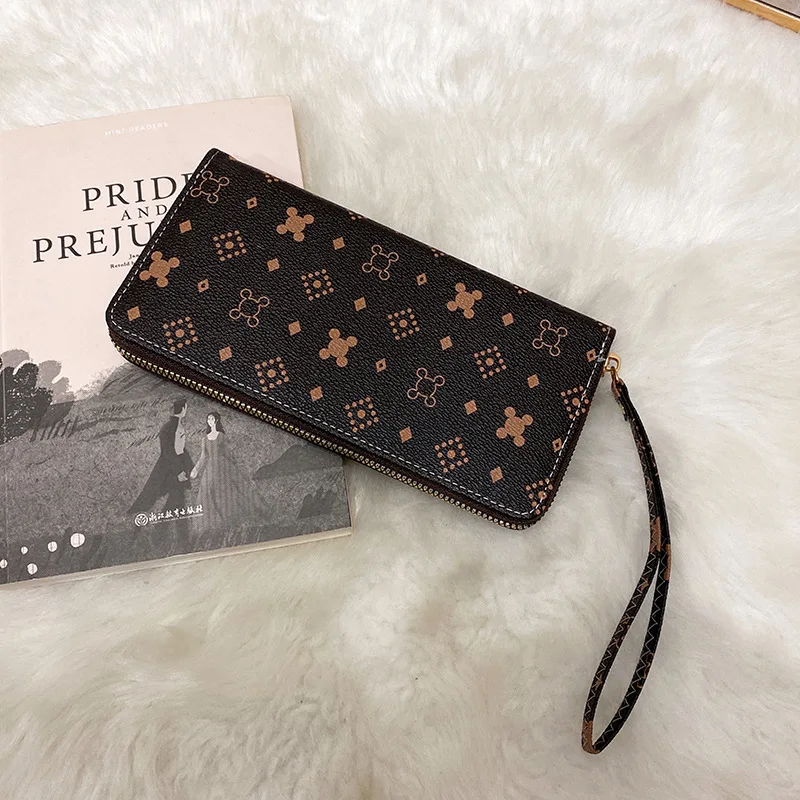 Leather Three Fold Long Wallet for Women Multifunctional Purse Leopard Print Coin Purse Card Holder Fashion Retro Large Capacity