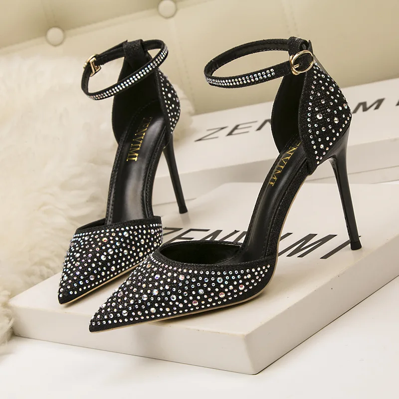 

Ladies High Heels Sandals PU Solid Color Pointed Stiletto Raised Low Top Wedding Shoes