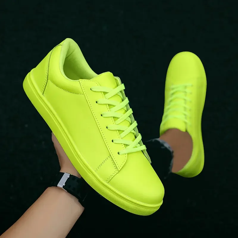 New Unisex Skateboard Shoes Fluorescent Green Men Casual Sneakers Non-Slip Fashion Women Running Shoes Lightweight Streetwear
