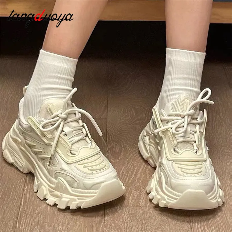 

New White Sneakers Women Fashion Thick Bottom Platform Sneakers Spring Autumn Sports Shoes Woman Casual Running Shoes Black