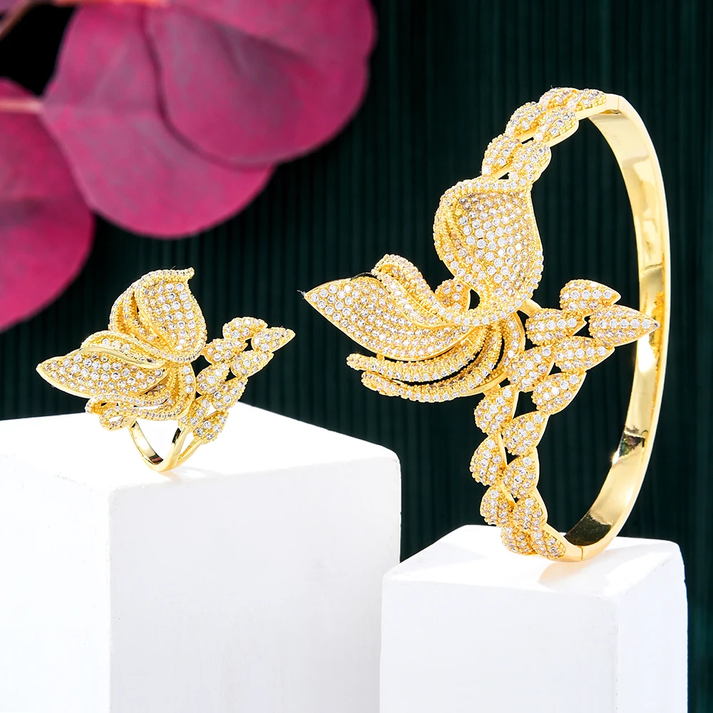 

Soramoore New Luxury Charm Gorgeous Bangle Ring Jewelry Sets for Noble Women Earrings Bridal Wedding Party Show Jewelry Set