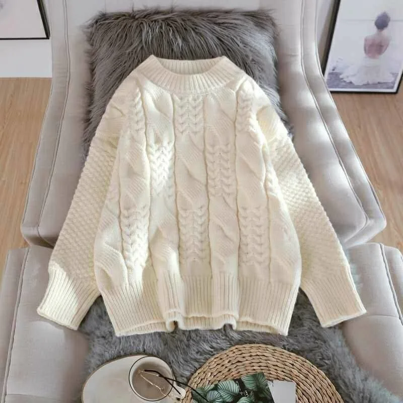 

A sweater, a woman's round neck sweater, a woman's sleeves, and a new style of loose and sluggish blouse.