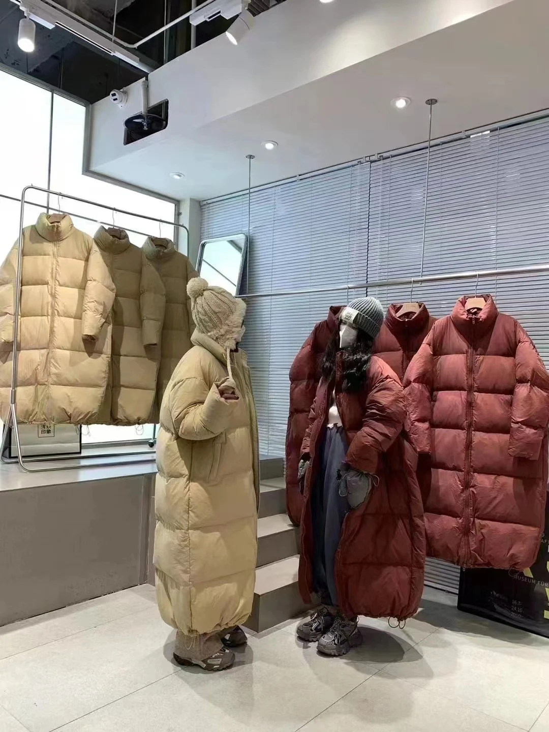 New 2023 Winter Fashion Woman Duck Down Coats Oversize Jacket X-long Maxi Parkas for Female Ladies Thick Warm Windbreaker Loose