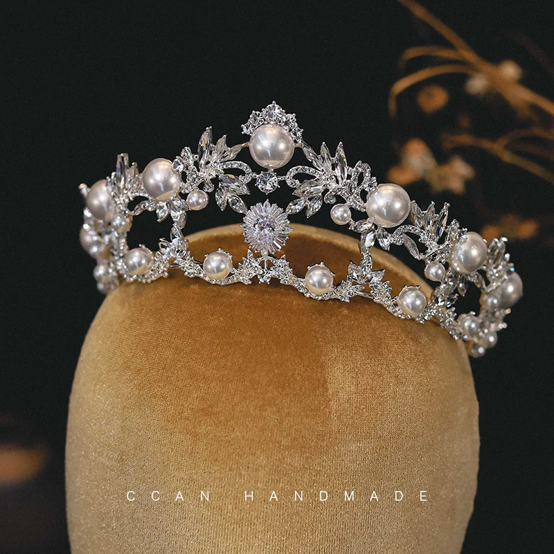 Женская свадебная заколка в виде короны со стразами