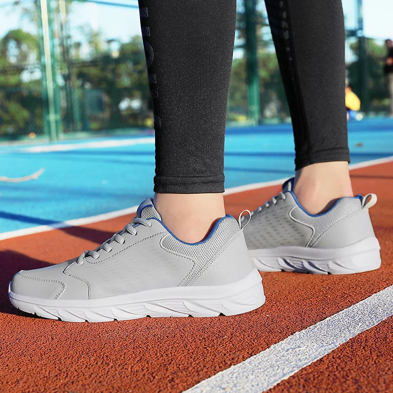 Men Running Shoes Breathable Sneakers Men Lightweight Outdoor Sport Shoes Leather Men Walking Athletic Shoes Zapatos Deportivos