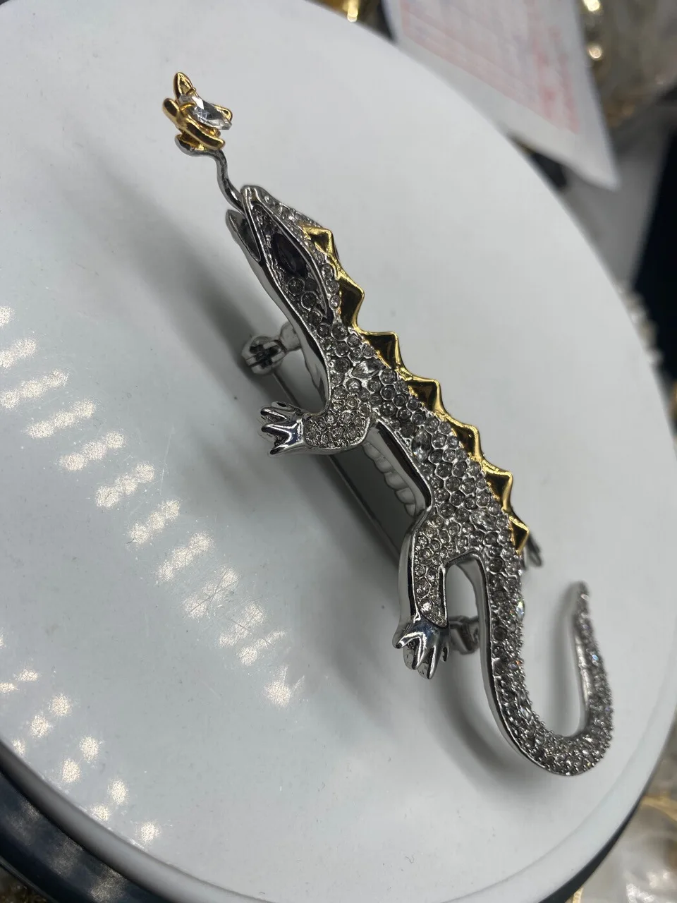 

European And American Retro Vintage Zircon Gecko Animal Brooch Jewelry For Woman 2022 Trend