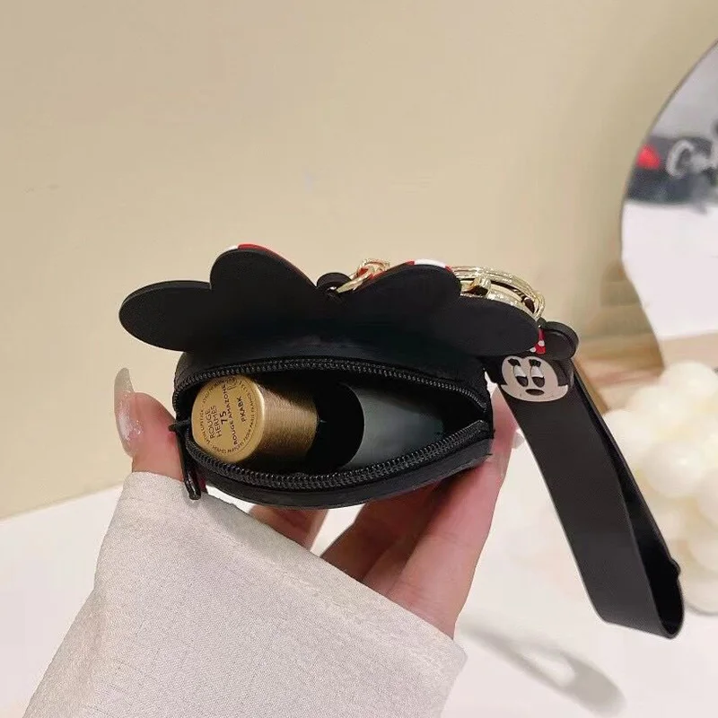 Hot Sale Cute Cartoon Coin Purse Keychain Anime Silicone Backpack Pendant Gift Portable Key Chains Access Children's Xmas Gift