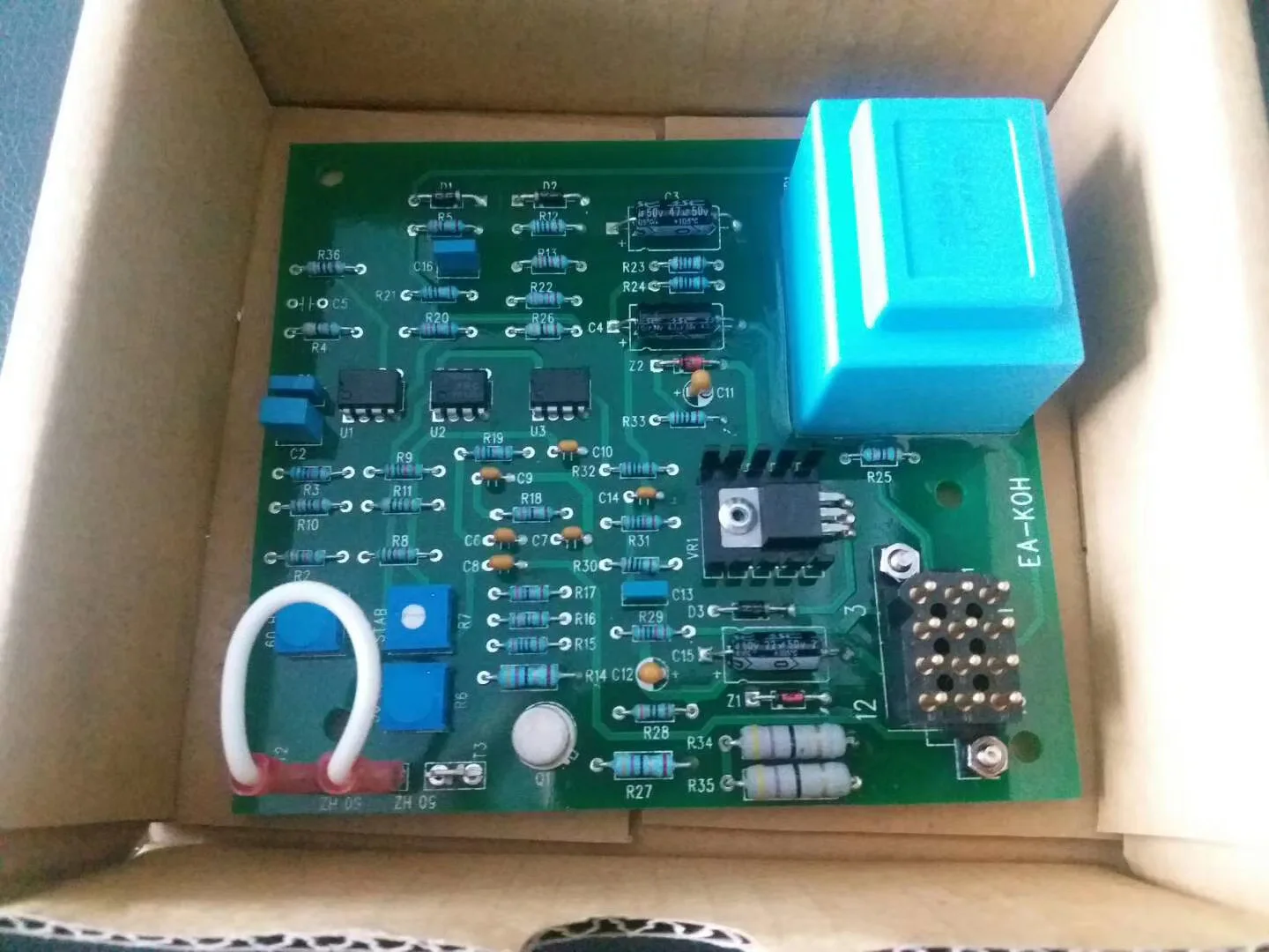 Автоматический регулятор напряжения детали модуля регулятора инфракрасная