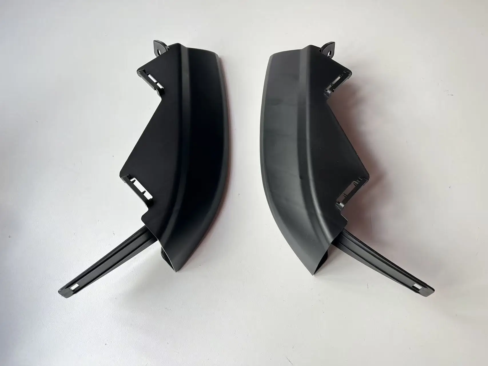 

1 шт. для 2009-12 DODGE RAM 1500, передний бампер, внешняя часть, правая крышка, кРОНШТЕЙН 68031522AA 68031523AA