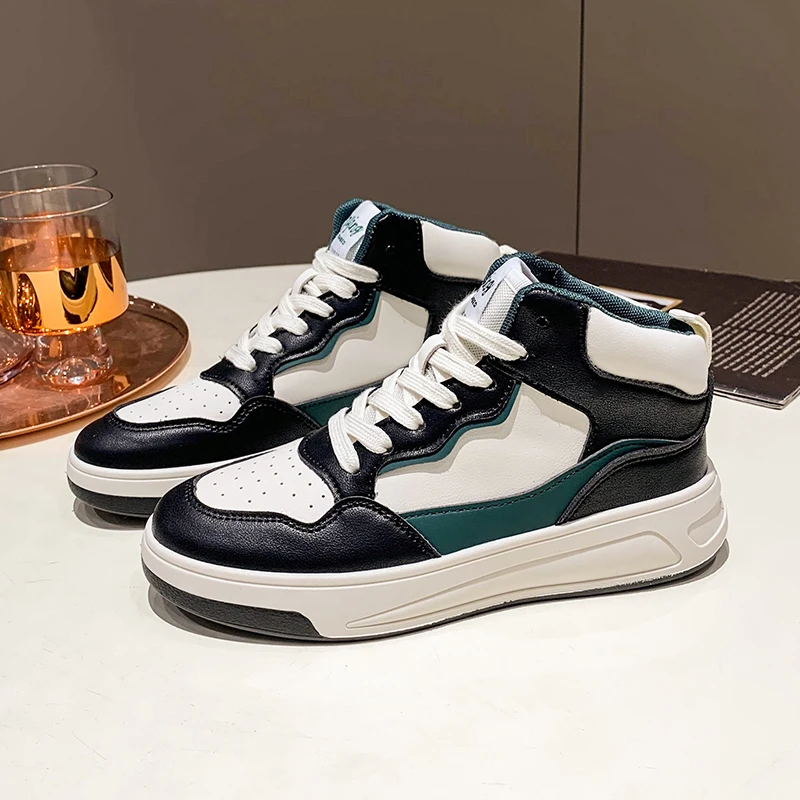 

High Top Women Shoes New Arrival Fashion Casual Sneakers Lace Up Comfortable Skateboarding Shoes Women Mixed Colors Flat Sneaker