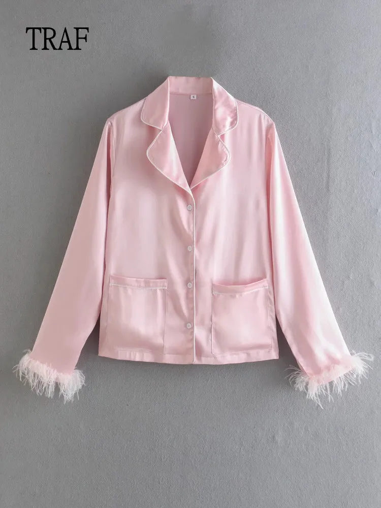 

Женская рубашка с длинным рукавом и карманами, на пуговицах