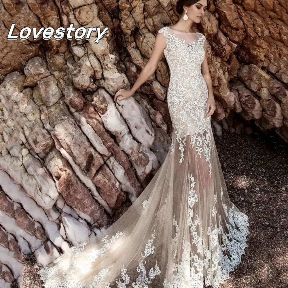 Кружевные свадебные платья