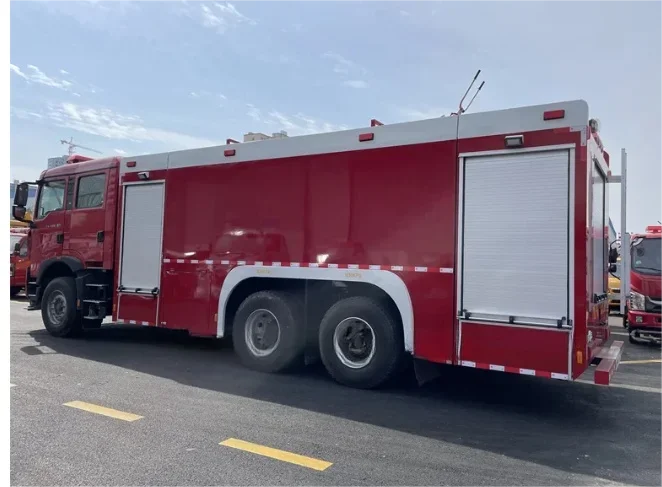 6*4 LHD/RHD 420 л.с. Евро2-Евро6 SINOTRUK HOWO 16cbm пенопластовый и водный пожарный грузовик
