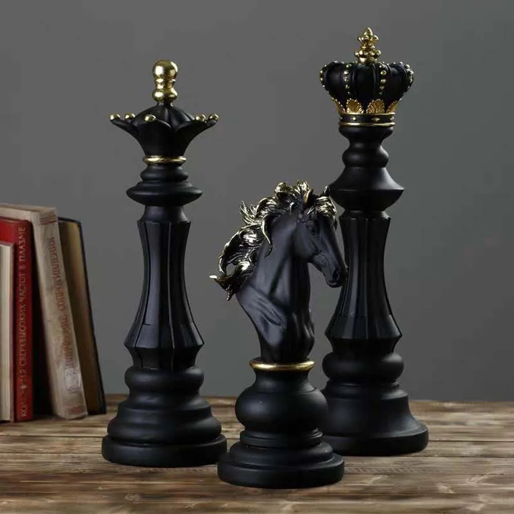 

Resin Retro International Chess Figurine for Interior King Knight Sculpture Home Desktop Decor Living Room Decoration