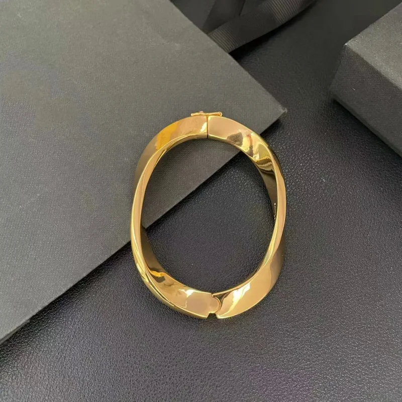 Бесплатная доставкаНовый ретро-браслет неправильной геометрической формы для