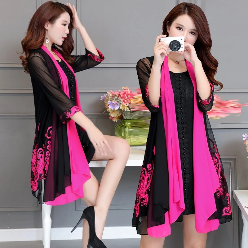 

Woman Long Lace Coat Cardigan Summer Female Hollow Out Sun Clothes Shawl Coats Ladies Elegant Black Fashion Print Jacket Top A42