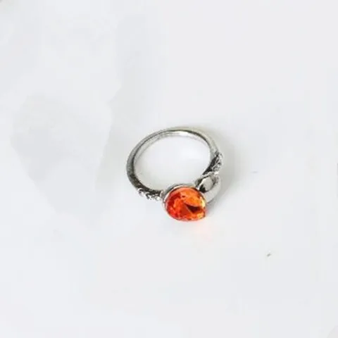 Женское кольцо r081 из металлического сплава, простой темпераментный аксессуар в форме сердца с кристаллами, подарок на день рождения, лето